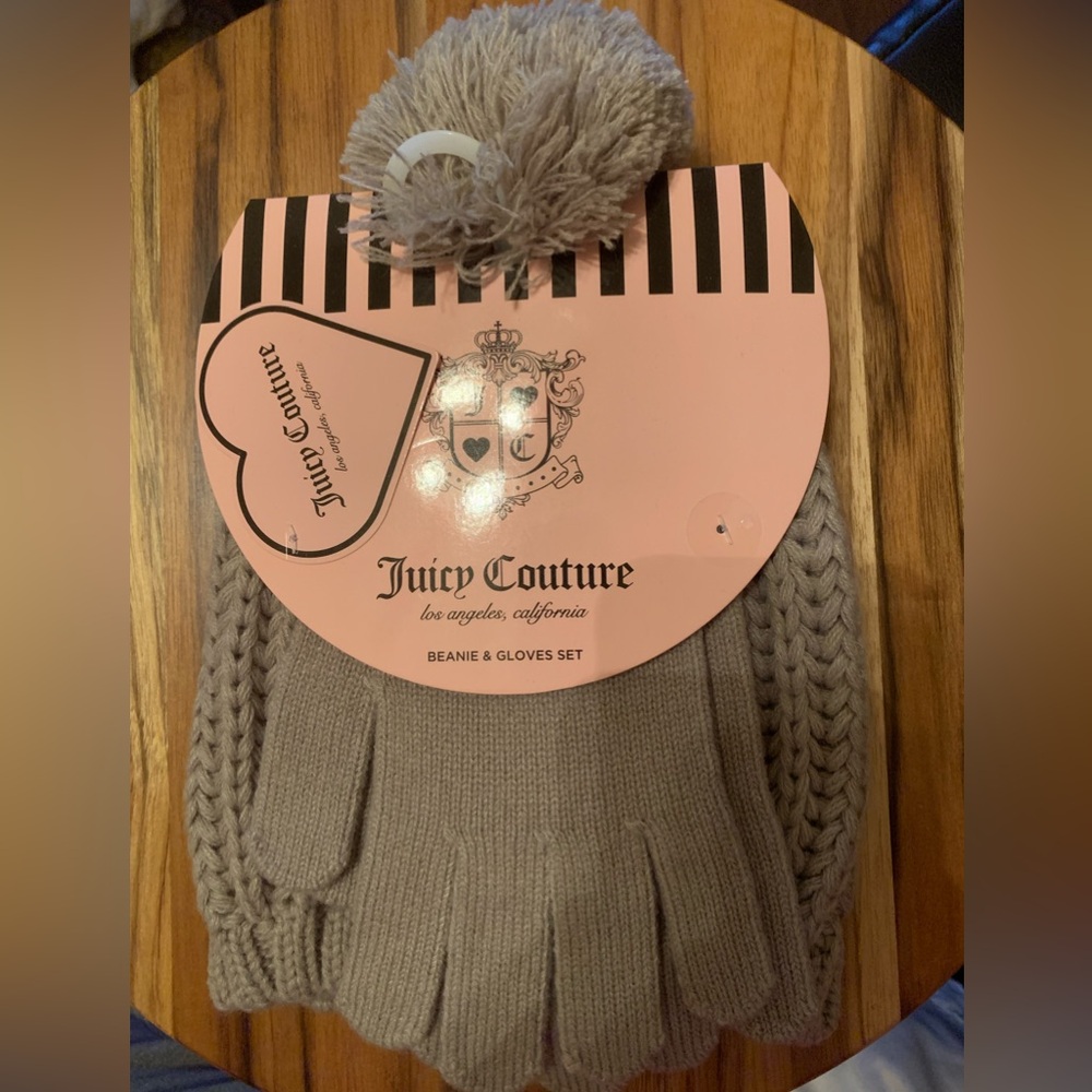 Juicy Couture Beanie & Gloves set